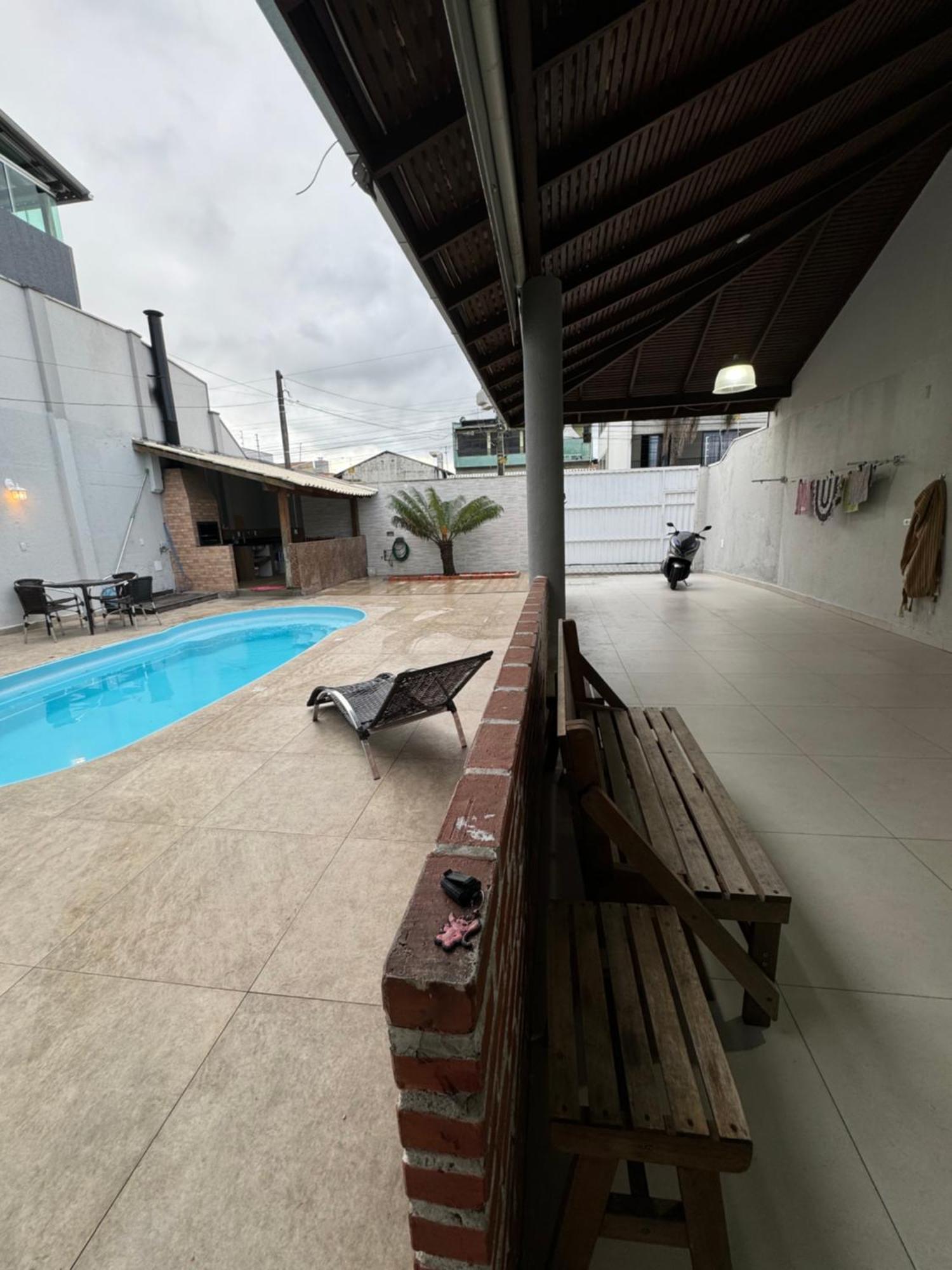 Villa Casa no centro de Balneário Camboriú Esterno foto